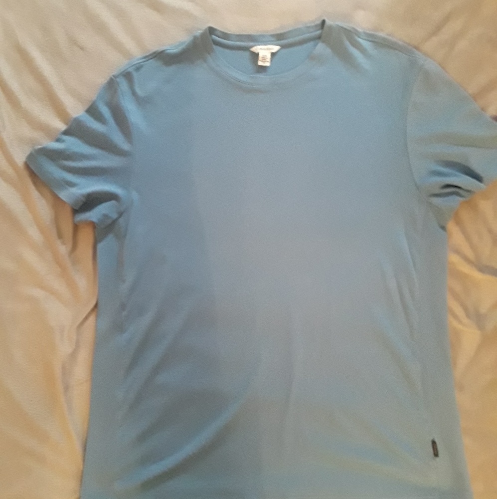 Calvin Klein small tshirt